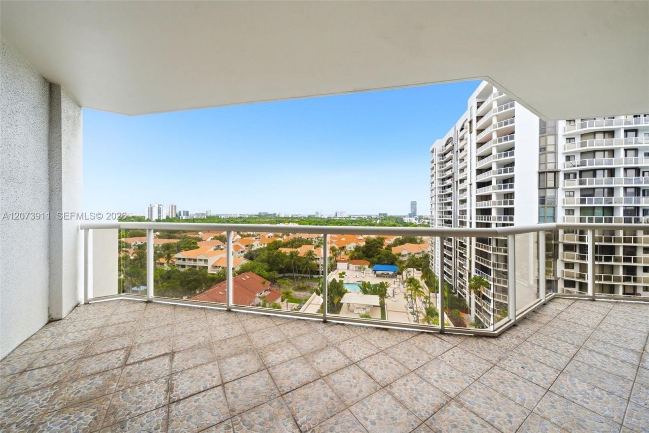 3610 Yacht Club Dr , Unit 1115, Aventura, FL 33180 Photo