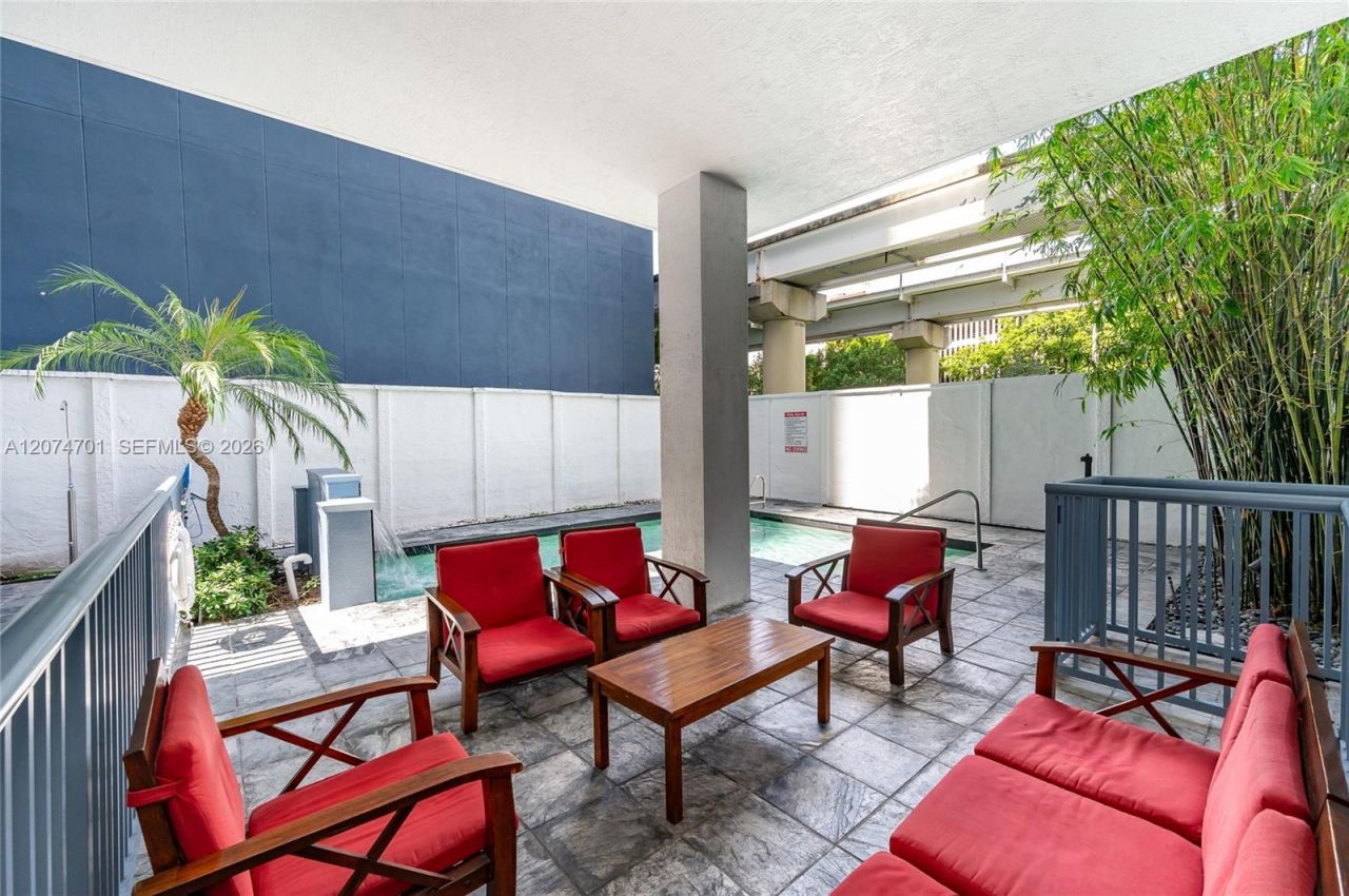 234 NE 3rd St, Unit 1703, Miami, FL 33132 Photo