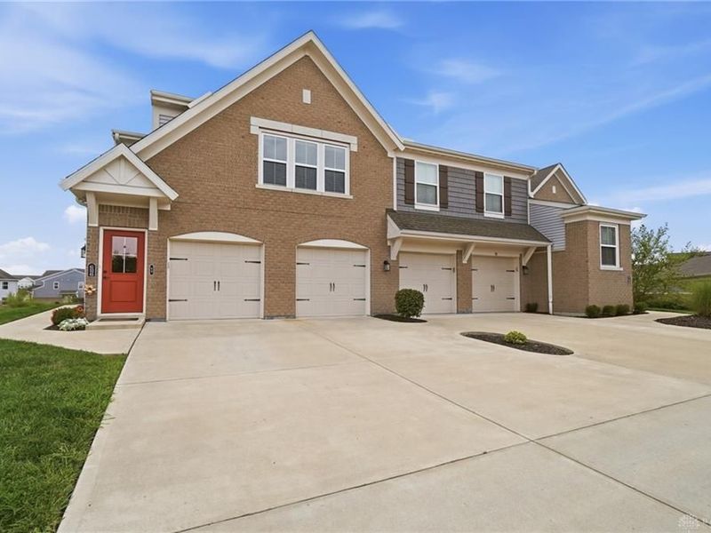 45 N Old Pond Road, Springboro, OH 45066 Photo 1