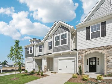 658 Sefton Park Drive, Zebulon, NC 27597