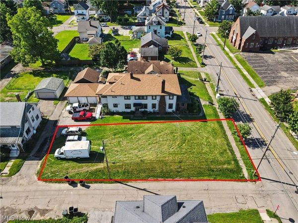 Broad Avenue NW, Canton, OH 44708