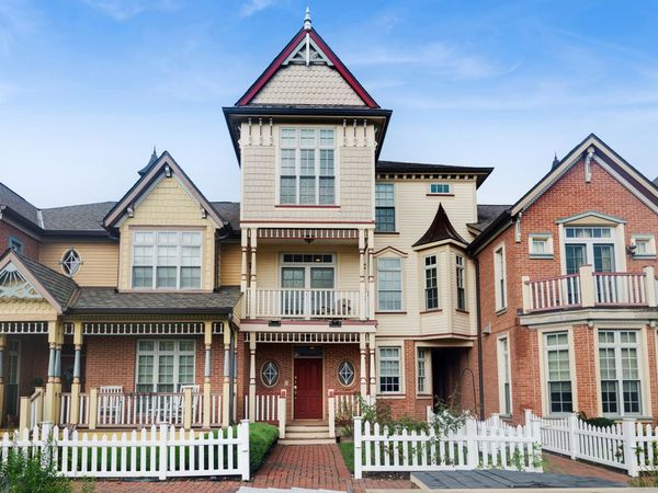 4151 ROYAL MEWS Circle, Unit 202A, Naperville, IL 60564