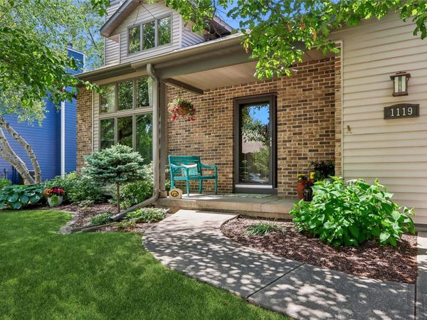 1119 Deerfield Drive, Iowa City, IA 52246