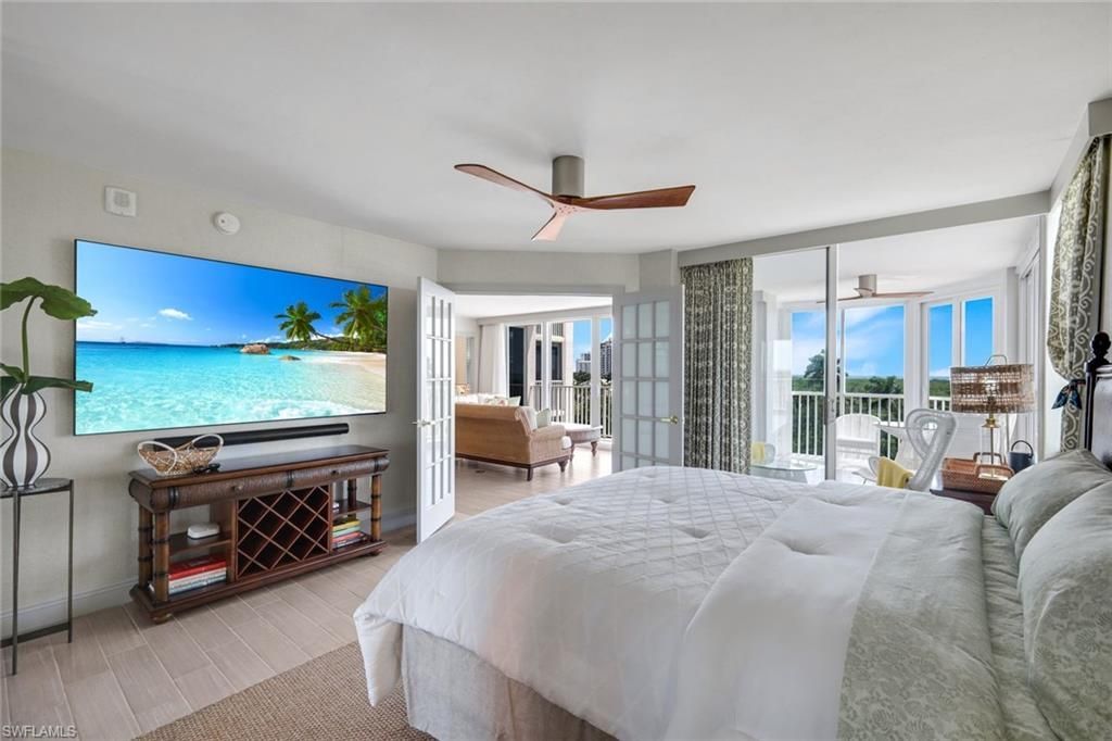 6361 Pelican Bay Blvd, Unit 402, Naples, FL 34108 Photo