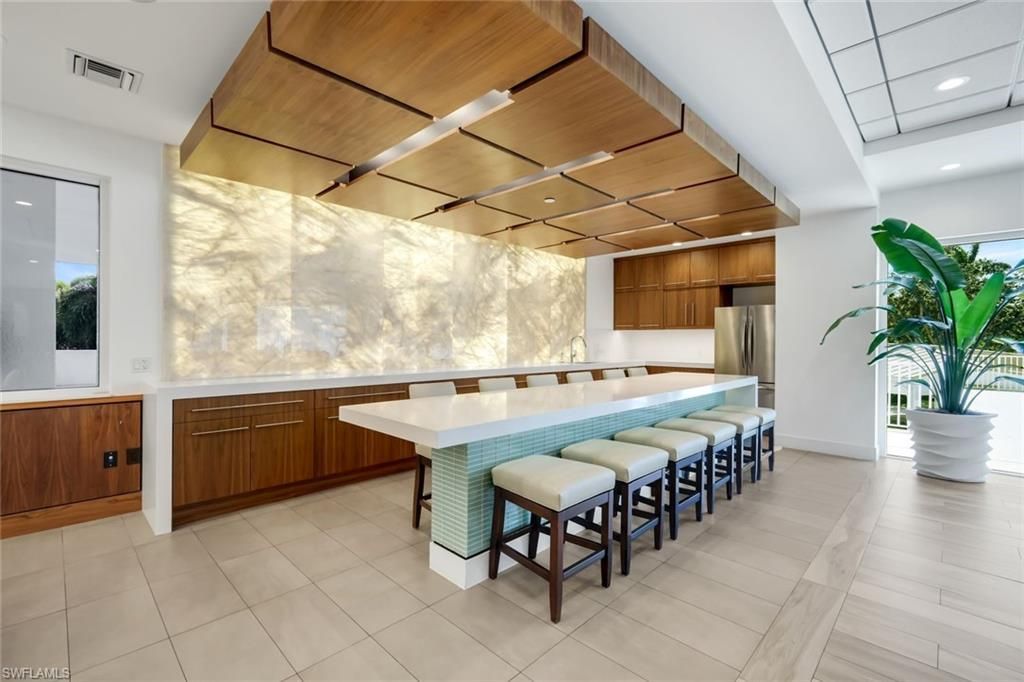6361 Pelican Bay Blvd, Unit 402, Naples, FL 34108 Photo
