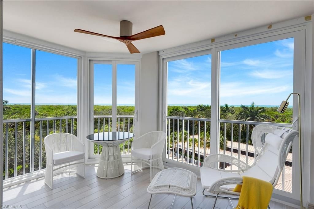 6361 Pelican Bay Blvd, Unit 402, Naples, FL 34108 Photo