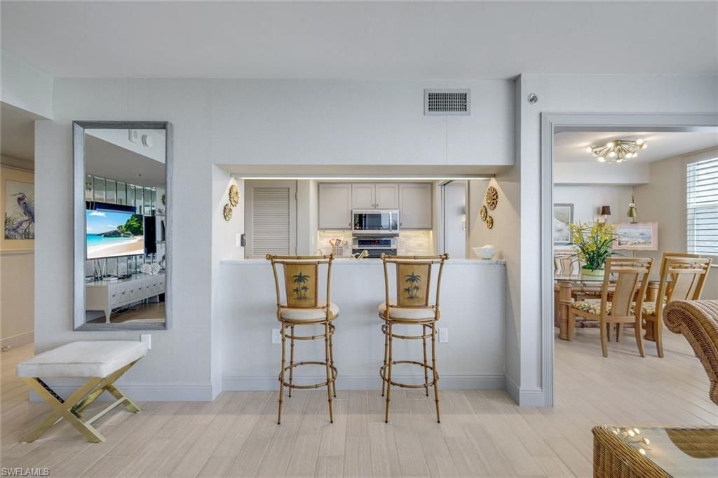 6361 Pelican Bay Blvd, Unit 402, Naples, FL 34108 Photo