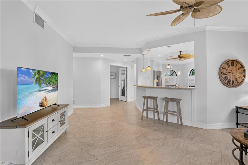 599 Serendipity Dr, Unit 599, Naples, FL 34108 Photo