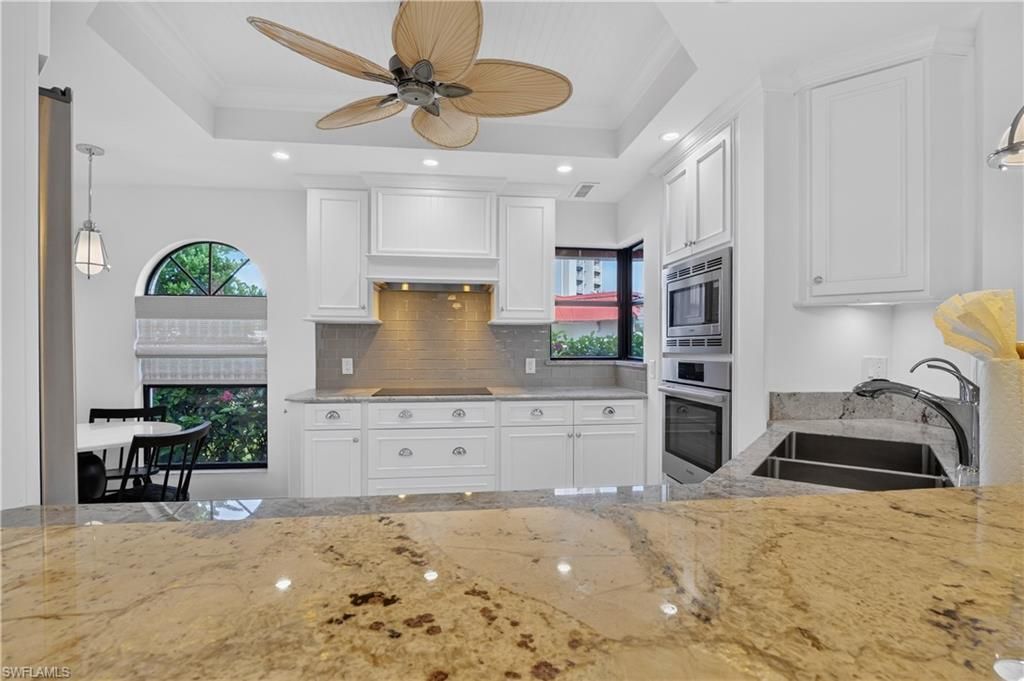 599 Serendipity Dr, Unit 599, Naples, FL 34108 Photo