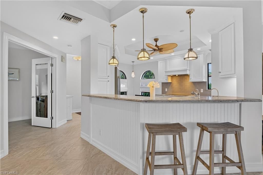 599 Serendipity Dr, Unit 599, Naples, FL 34108 Photo
