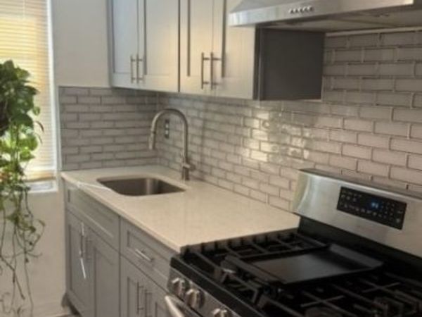 100 Huguenot Ave, Englewood, NJ 07631