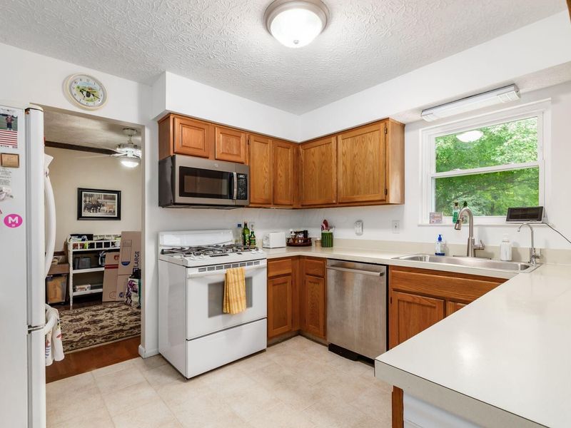 3720 Lifford Court, Columbus, OH 43221 Photo 6