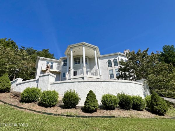 3354 Bentwood Drive, Kodak, TN 37764