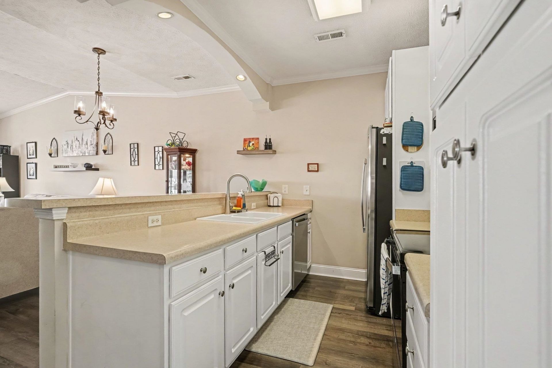 131 Waypoint Ridge Ave. Photo 10