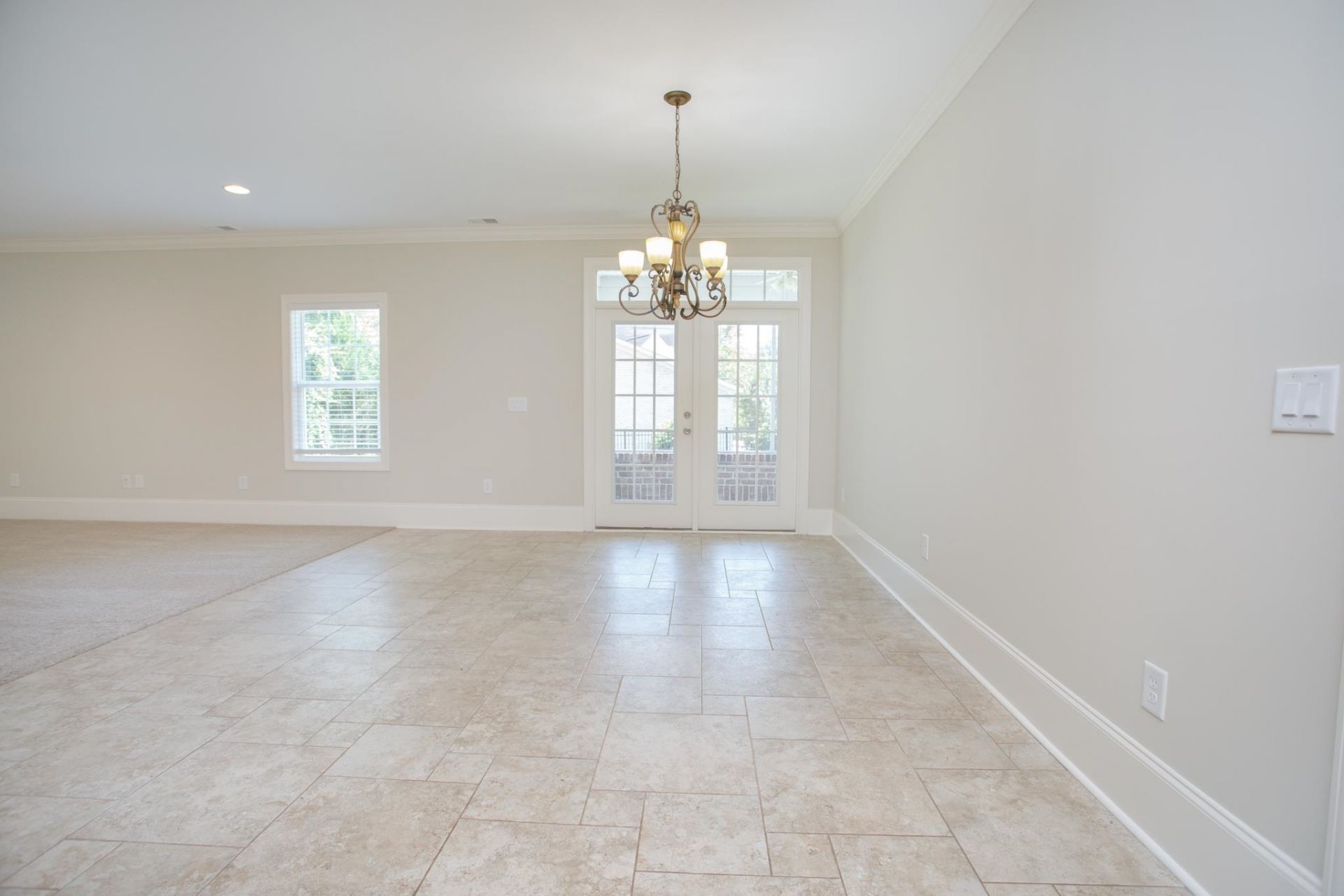 305 Triton Ct. Photo 19