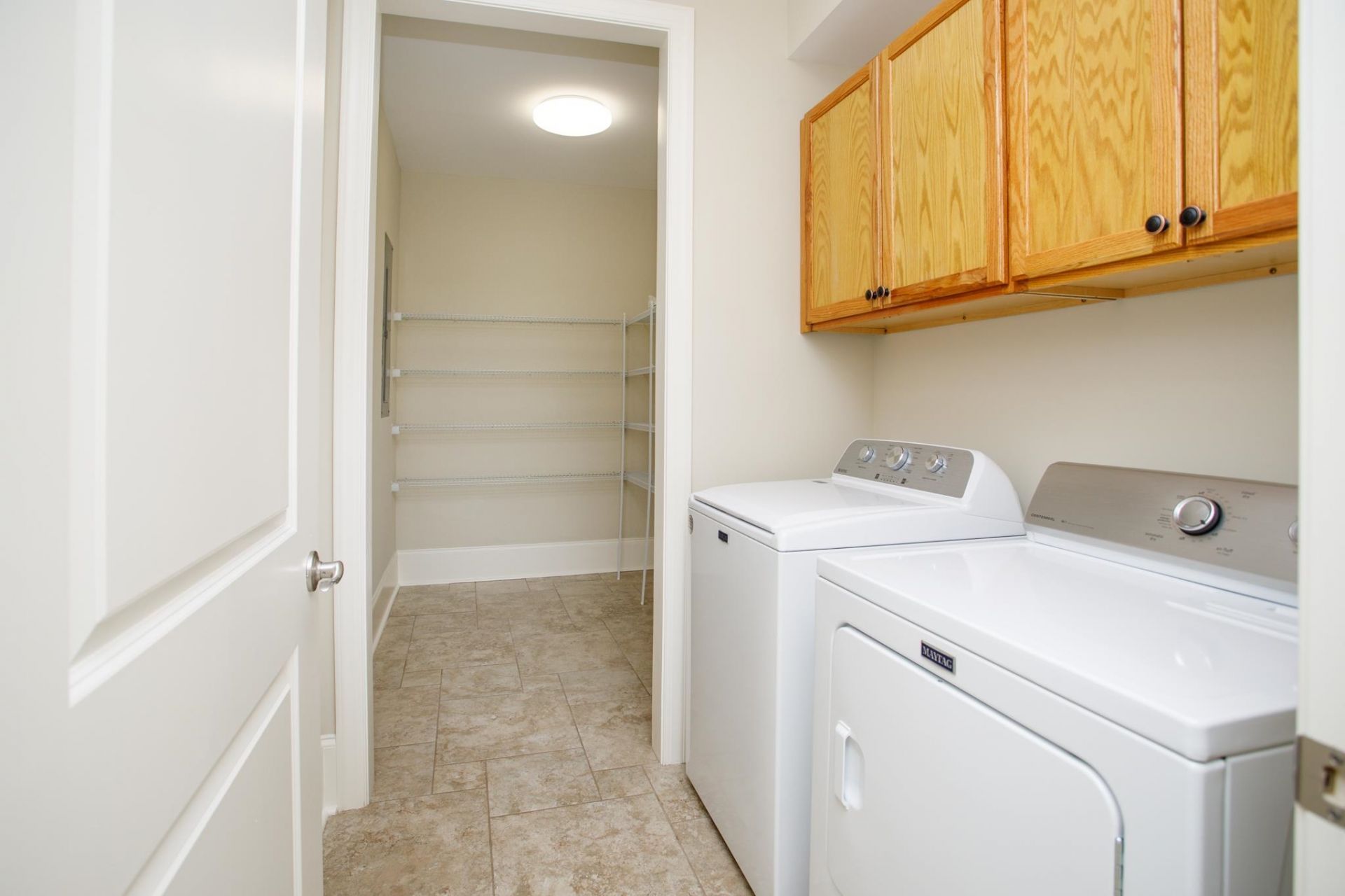 305 Triton Ct. Photo 47