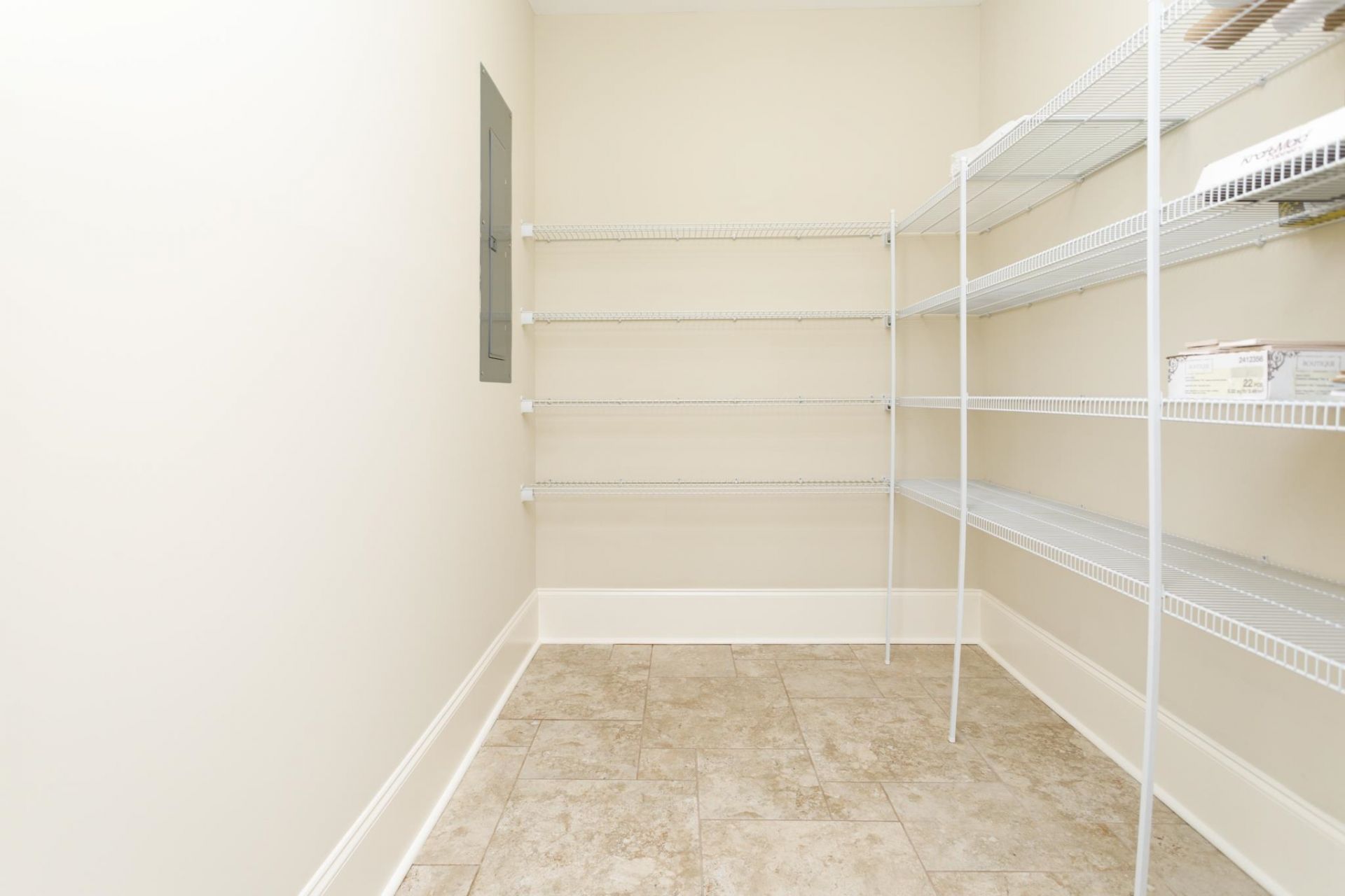 305 Triton Ct. Photo 48