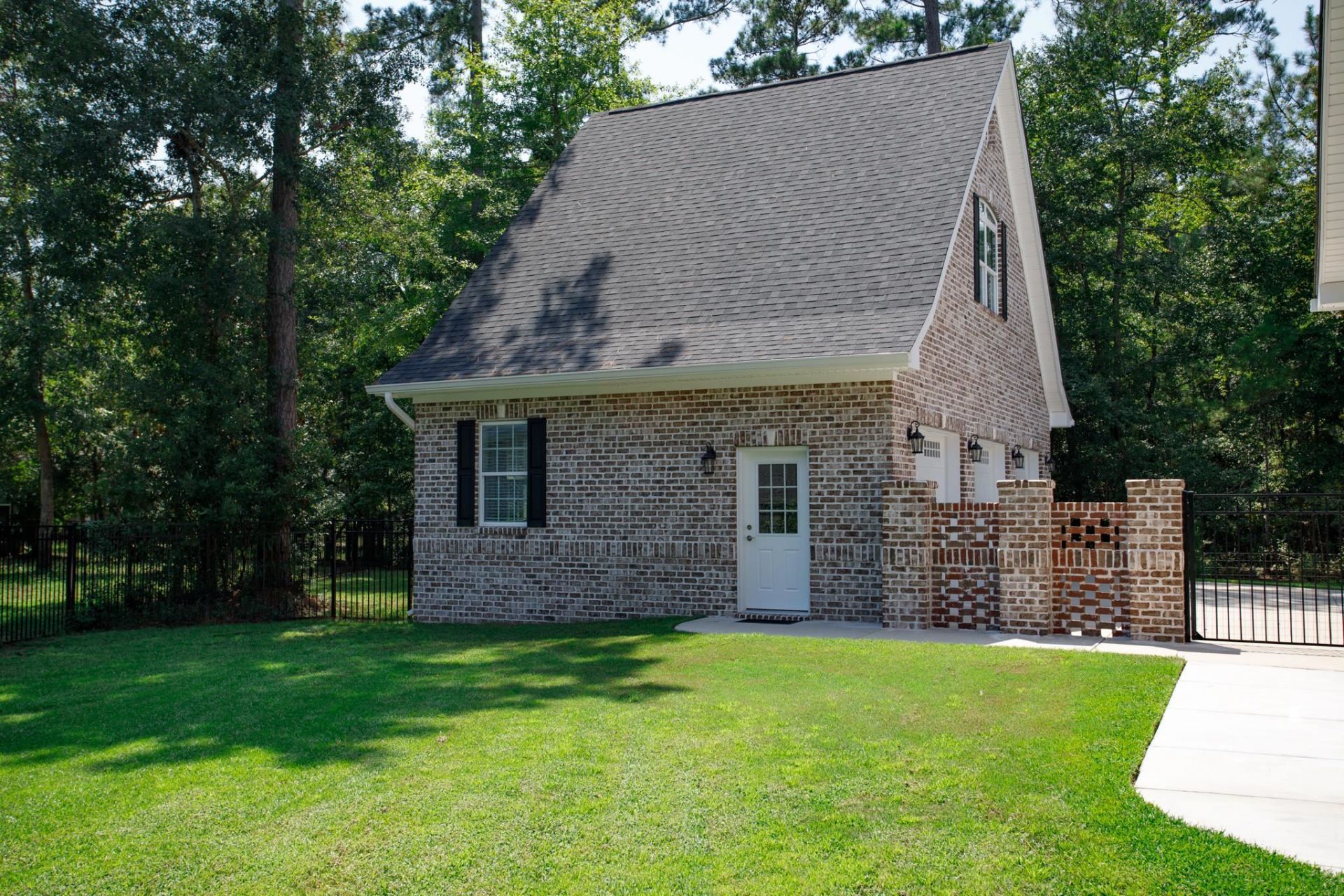 305 Triton Ct. Photo 50