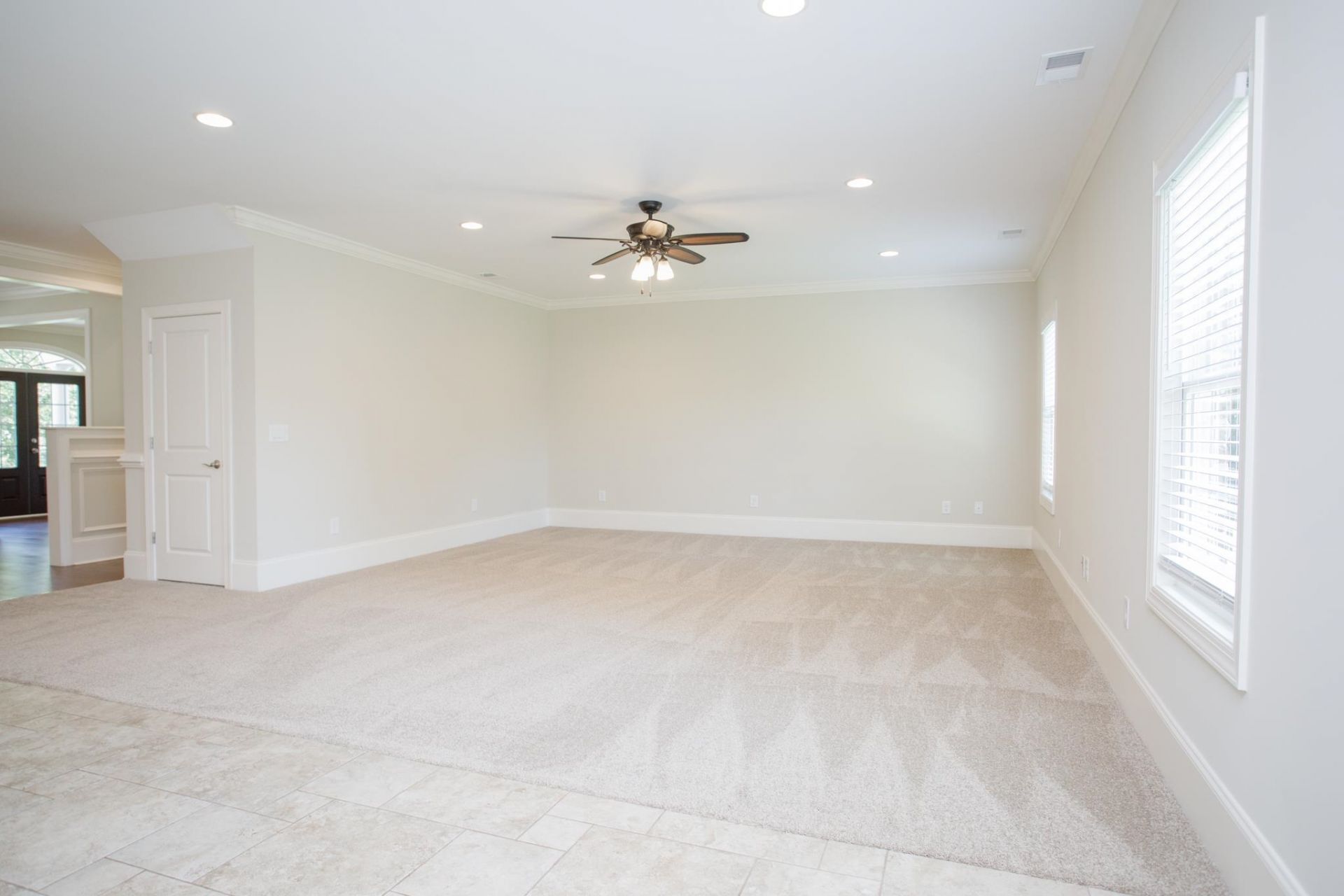 305 Triton Ct. Photo 9