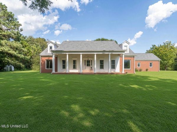 147 Singing Trees Road, Byhalia, MS 38611