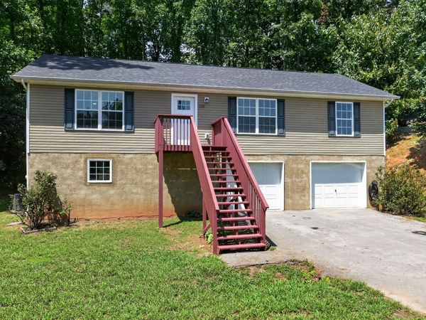 788 Catherine Crisp Way , Kodak, TN 37764