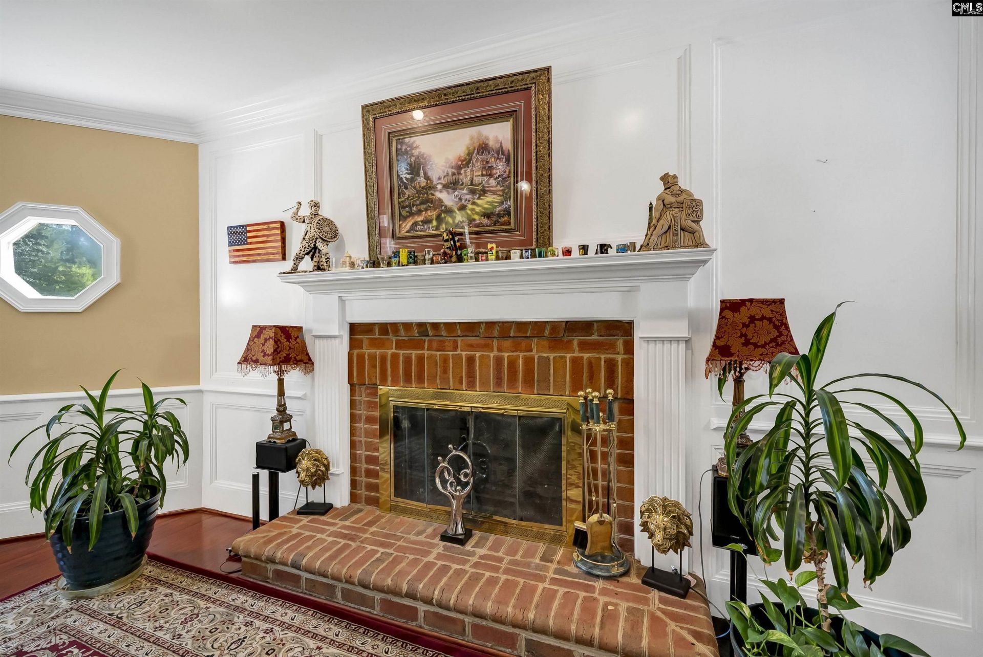 609 E Springs Road Photo 10