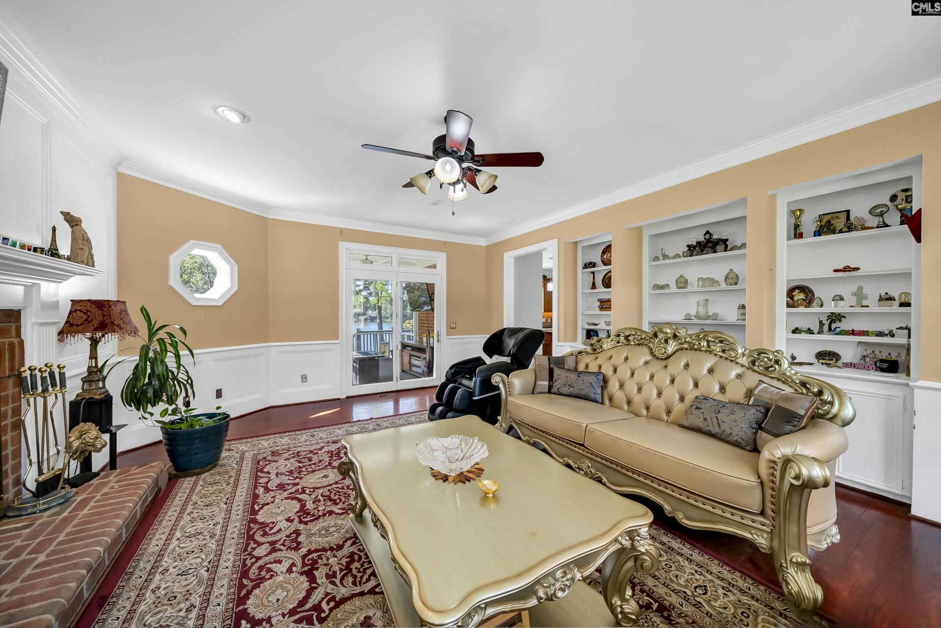 609 E Springs Road Photo 13