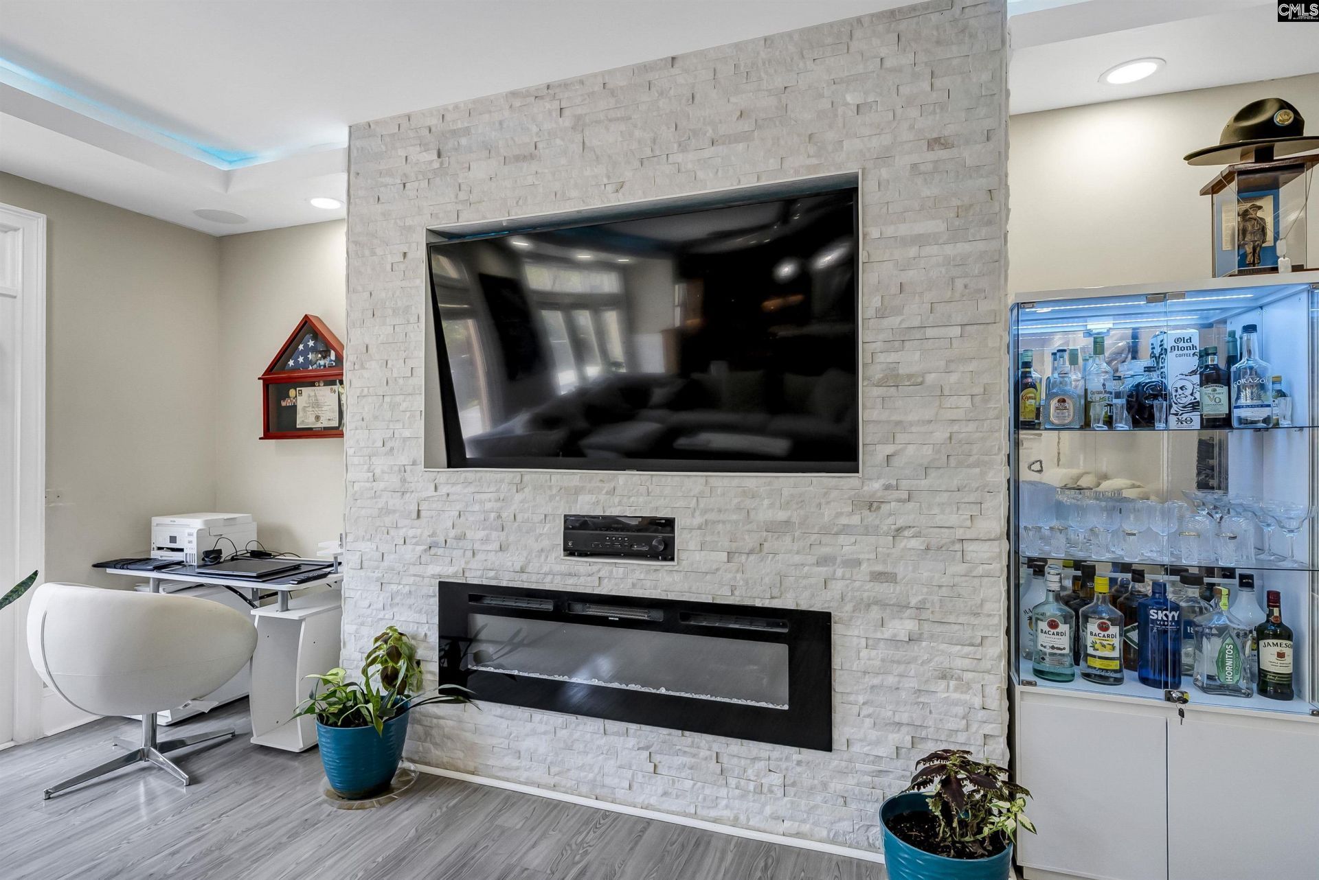 609 E Springs Road Photo 16