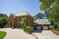 609 E Springs Road photo 4