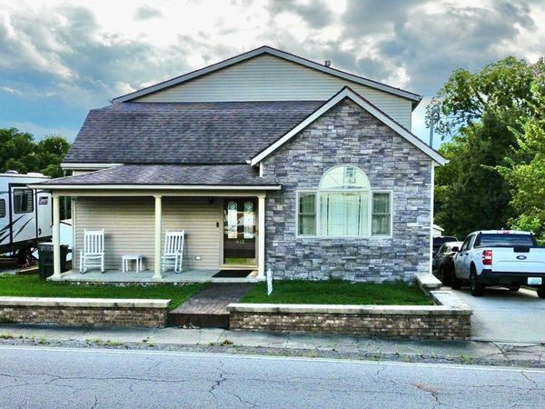 612 N Broadway Street, Carlisle, KY 40311
