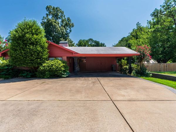 607 Melody Lane, Jonesboro, AR 72401
