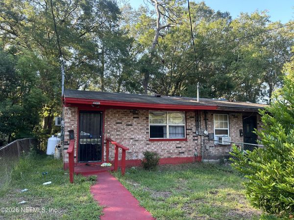 4436 KEN KNIGHT Drive N, Jacksonville, FL 32209
