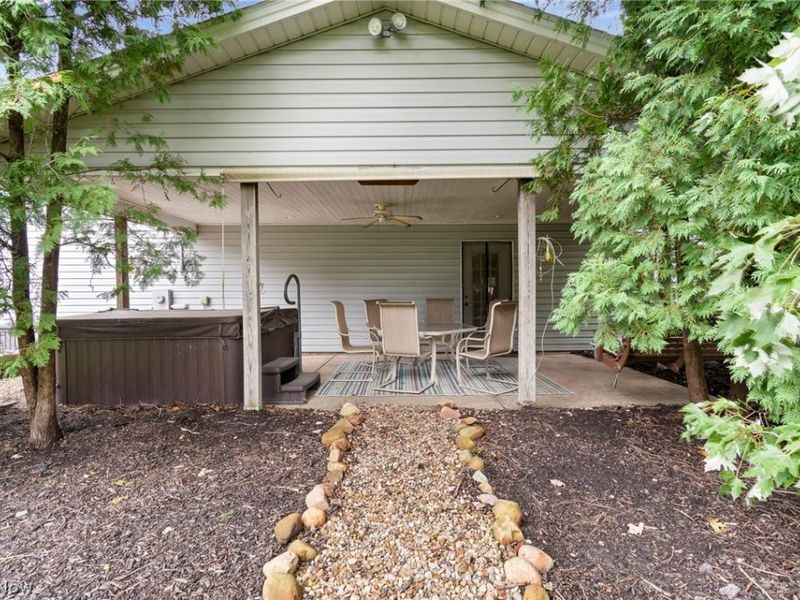 380 Naples Drive, Elyria, OH 44035 Photo 29
