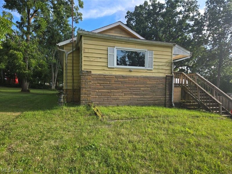 2838 Draper Street SE, Warren, OH 44484 Photo 2