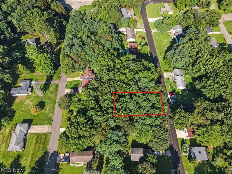 Massachusetts Avenue SE, Massillon, OH 44646 Photo 2