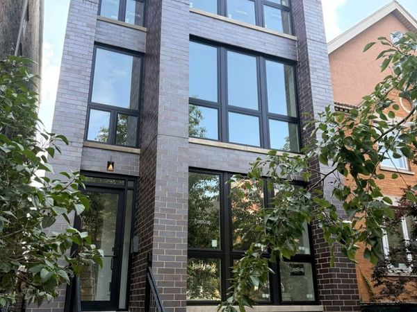 2847 N Damen Avenue , Unit 2, Chicago, IL 60618