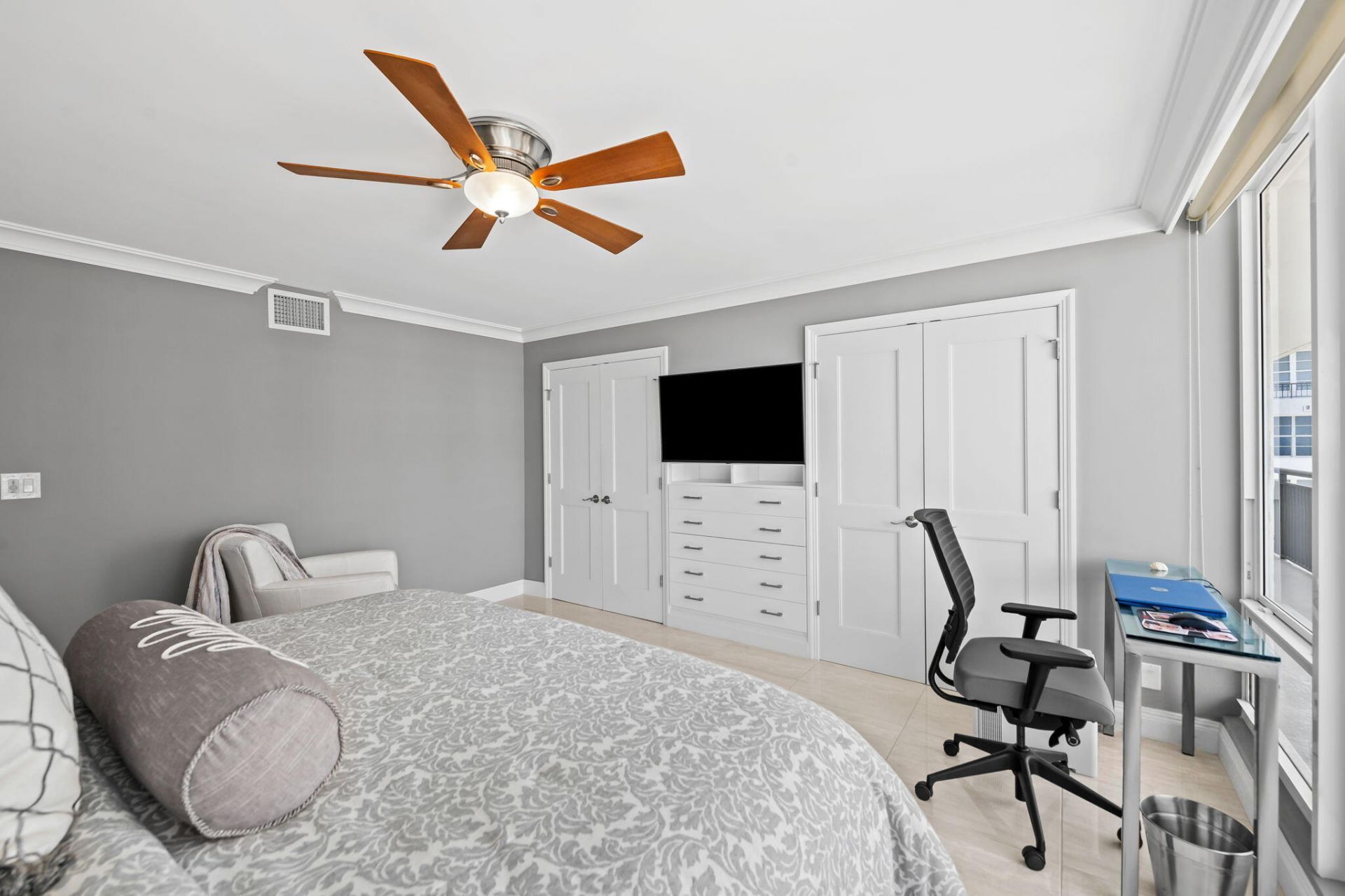 4280 Galt Ocean Drive, Unit 14K, Fort Lauderdale, FL 33308 Photo