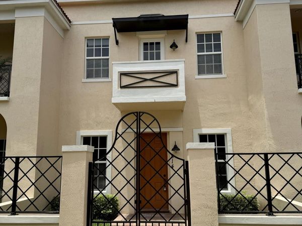 814 NW 82nd Place, Boca Raton, FL 33487
