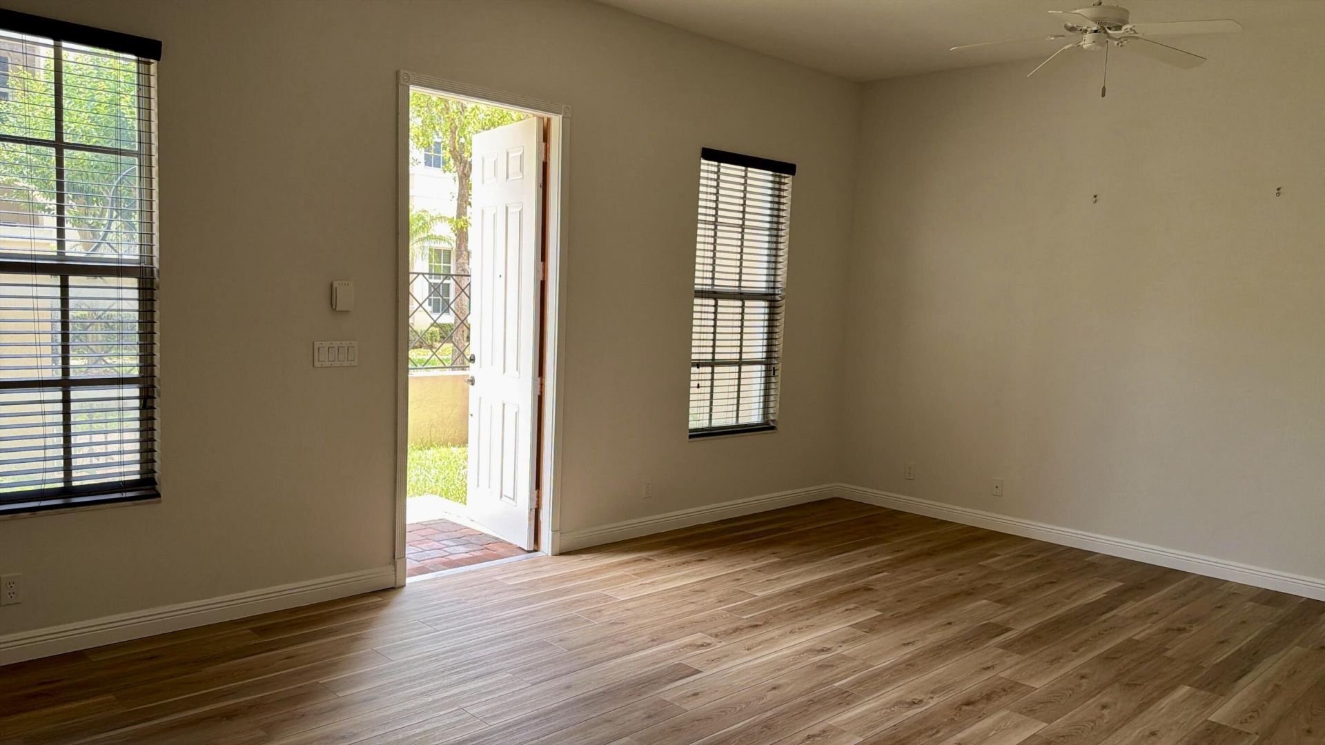 814 NW 82nd Place, Boca Raton, FL 33487 Photo