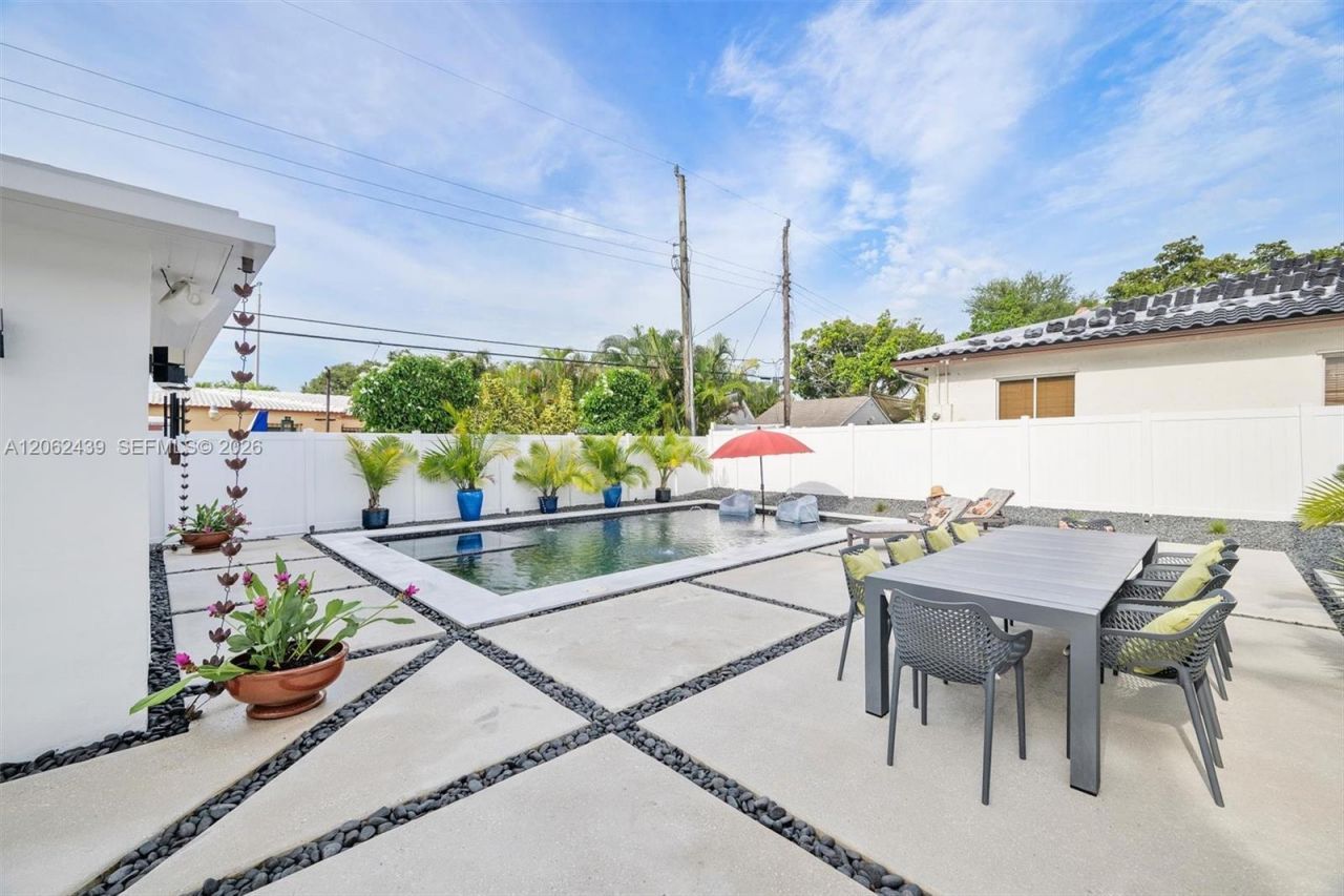742 NE 82nd Ter , Miami, FL 33138 Photo