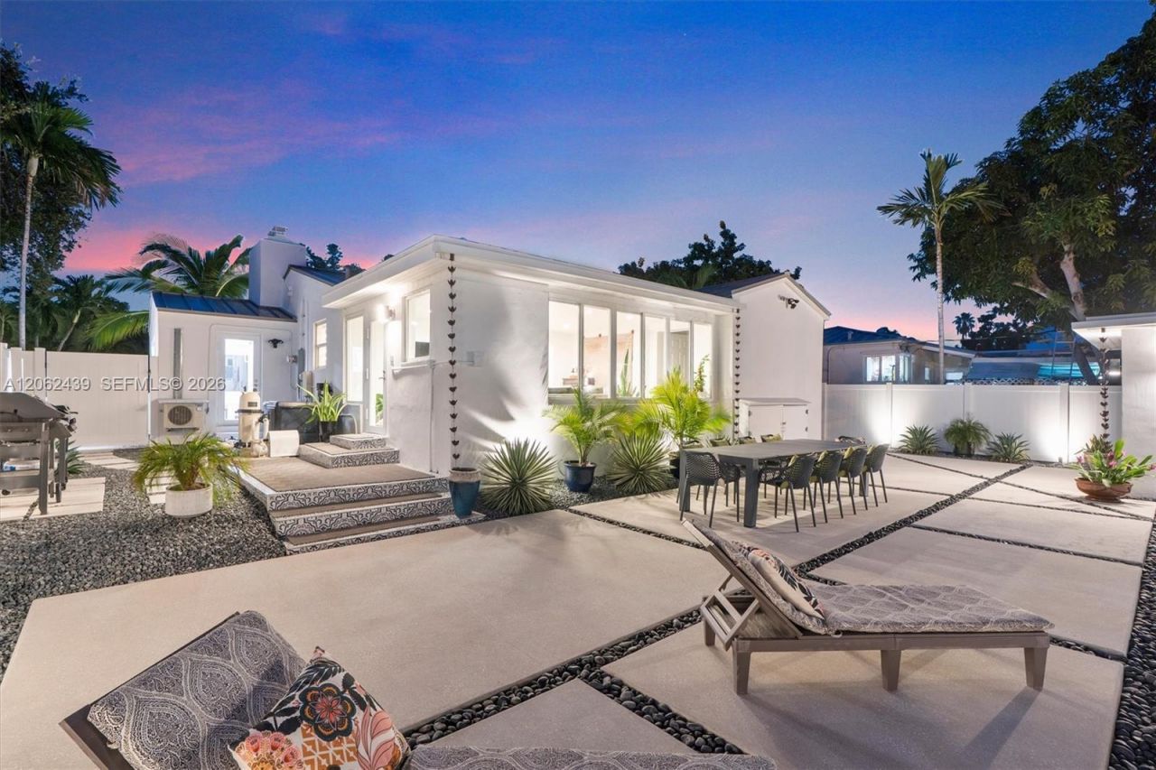 742 NE 82nd Ter , Miami, FL 33138 Photo