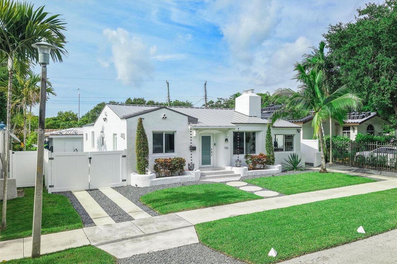 742 NE 82nd Ter , Miami, FL 33138 Photo