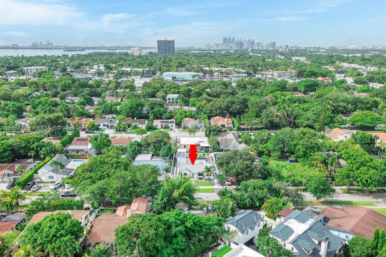 742 NE 82nd Ter , Miami, FL 33138 Photo
