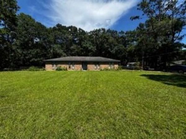 10575 Thomas Road , Theodore, AL 36582