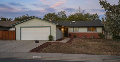 2810 Chavez Drive, Reno, NV 89502 Photo