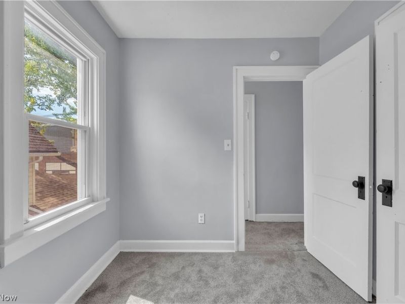 2153 W 106th Street , Cleveland, OH 44102 Photo 10