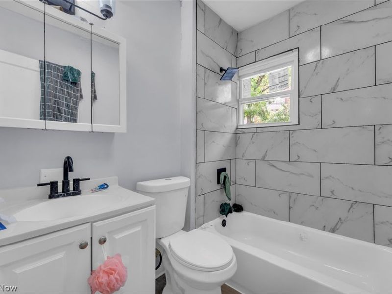 2153 W 106th Street , Cleveland, OH 44102 Photo 15