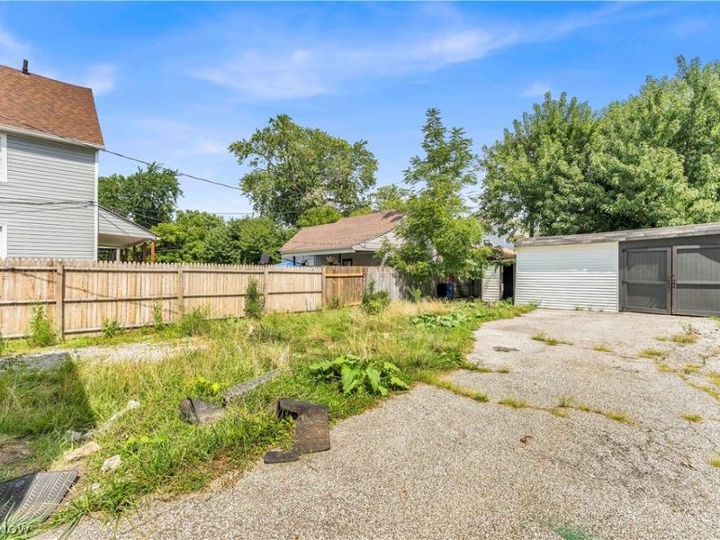 2153 W 106th Street , Cleveland, OH 44102 Photo 21