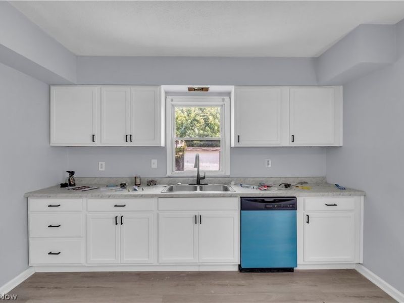 2153 W 106th Street , Cleveland, OH 44102 Photo 6