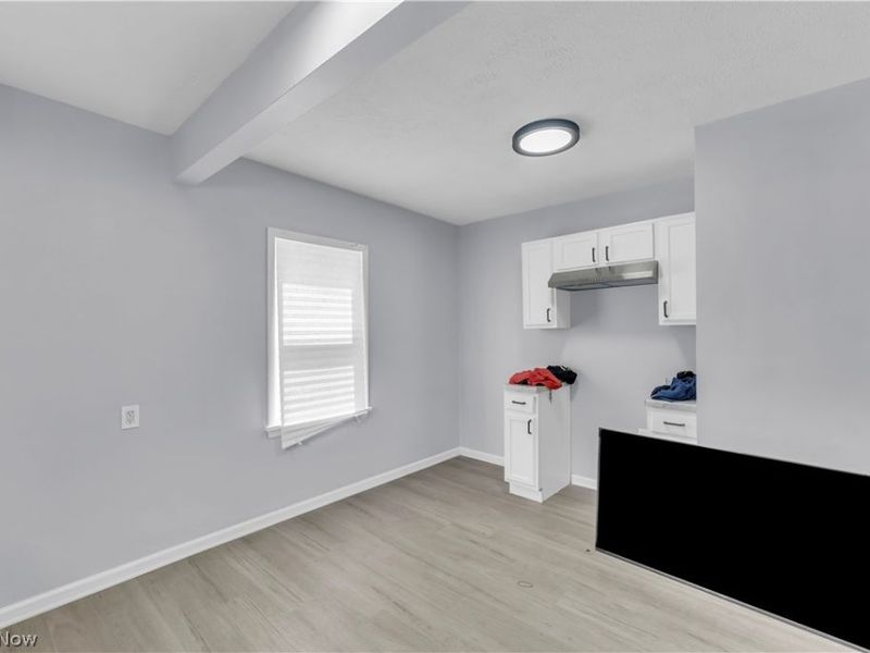 2153 W 106th Street , Cleveland, OH 44102 Photo 8